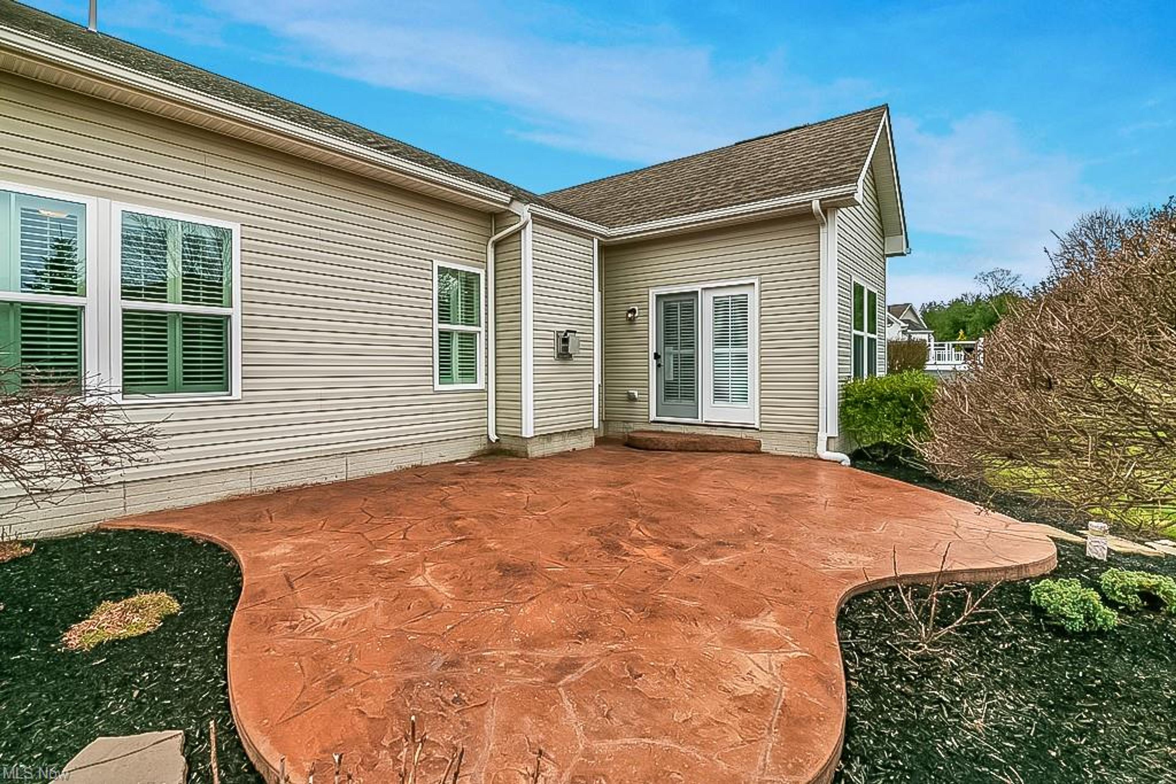 8693 Prairie Grass Lane, Mentor - photo 17
