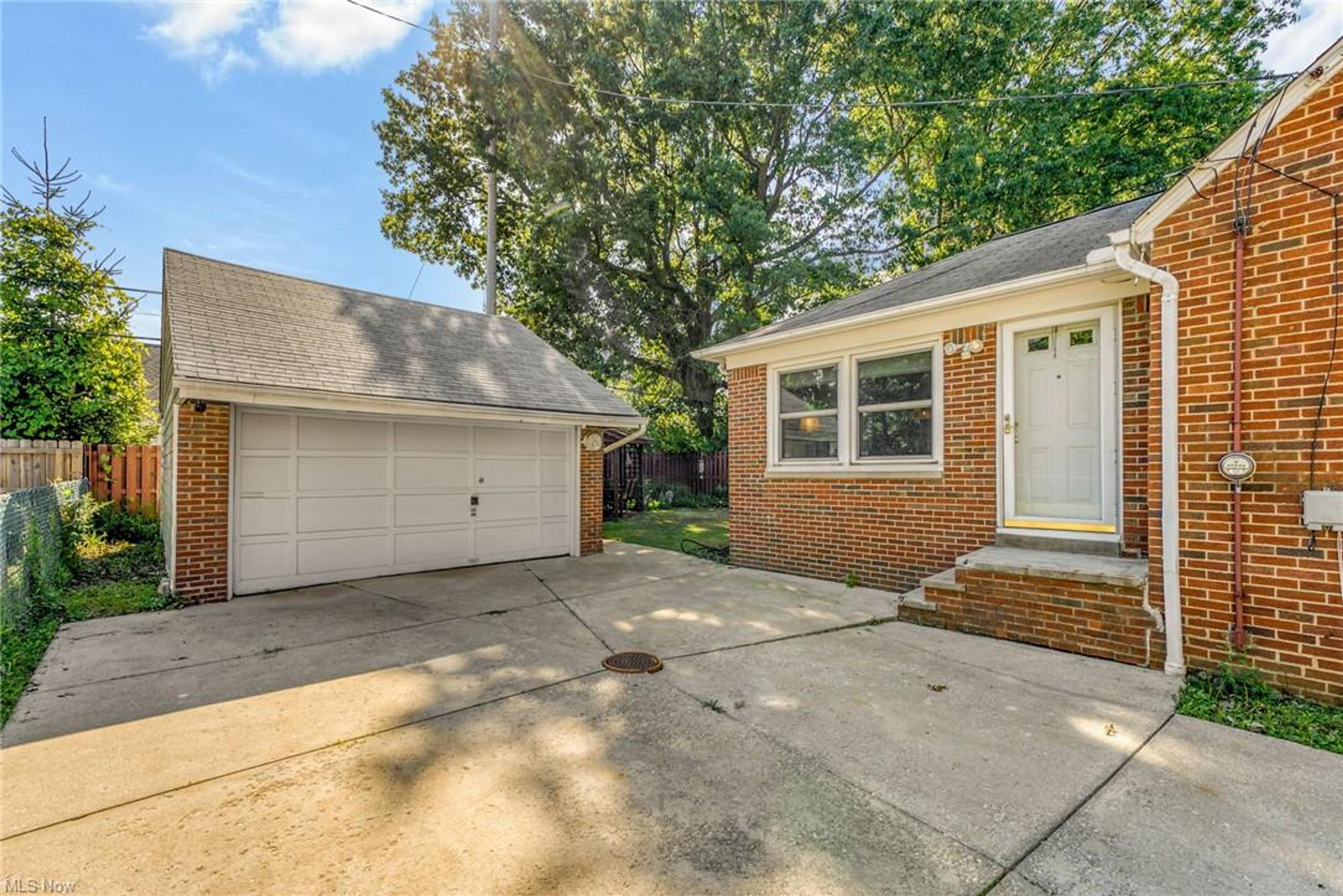261 E 262nd Street, Euclid - photo 10