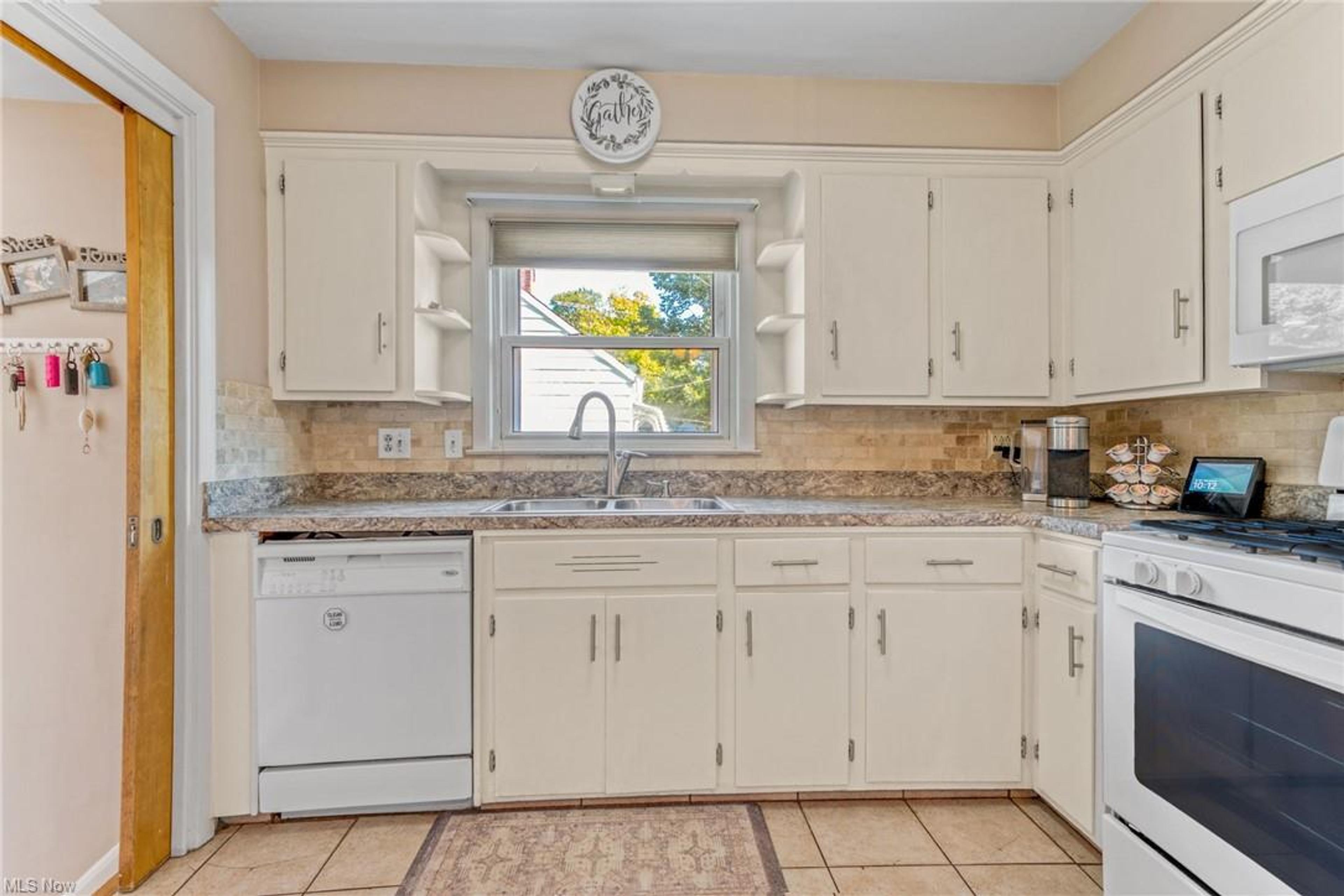 261 E 262nd Street, Euclid - photo 19
