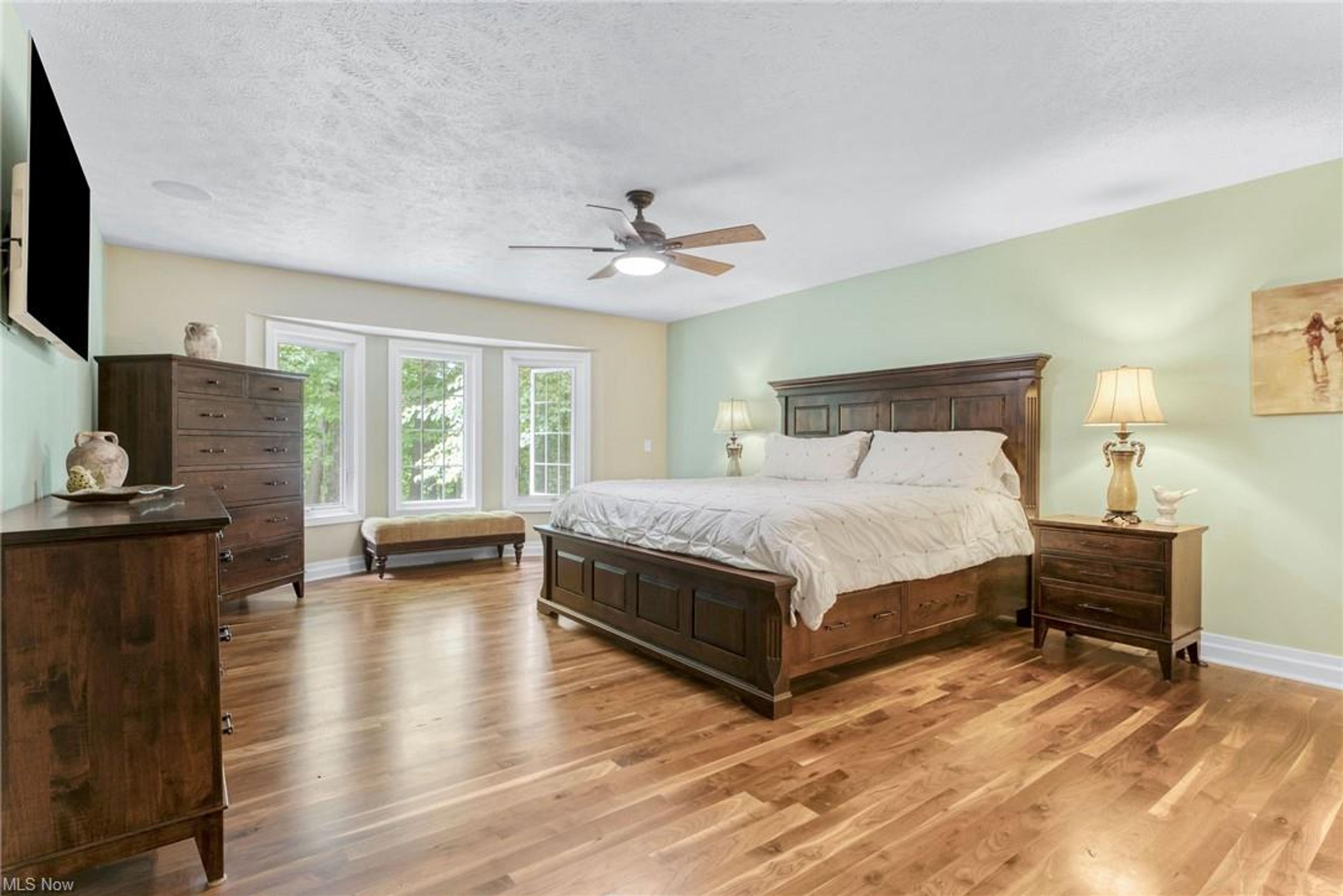 8432 Hilltop Drive, Mentor - photo 28