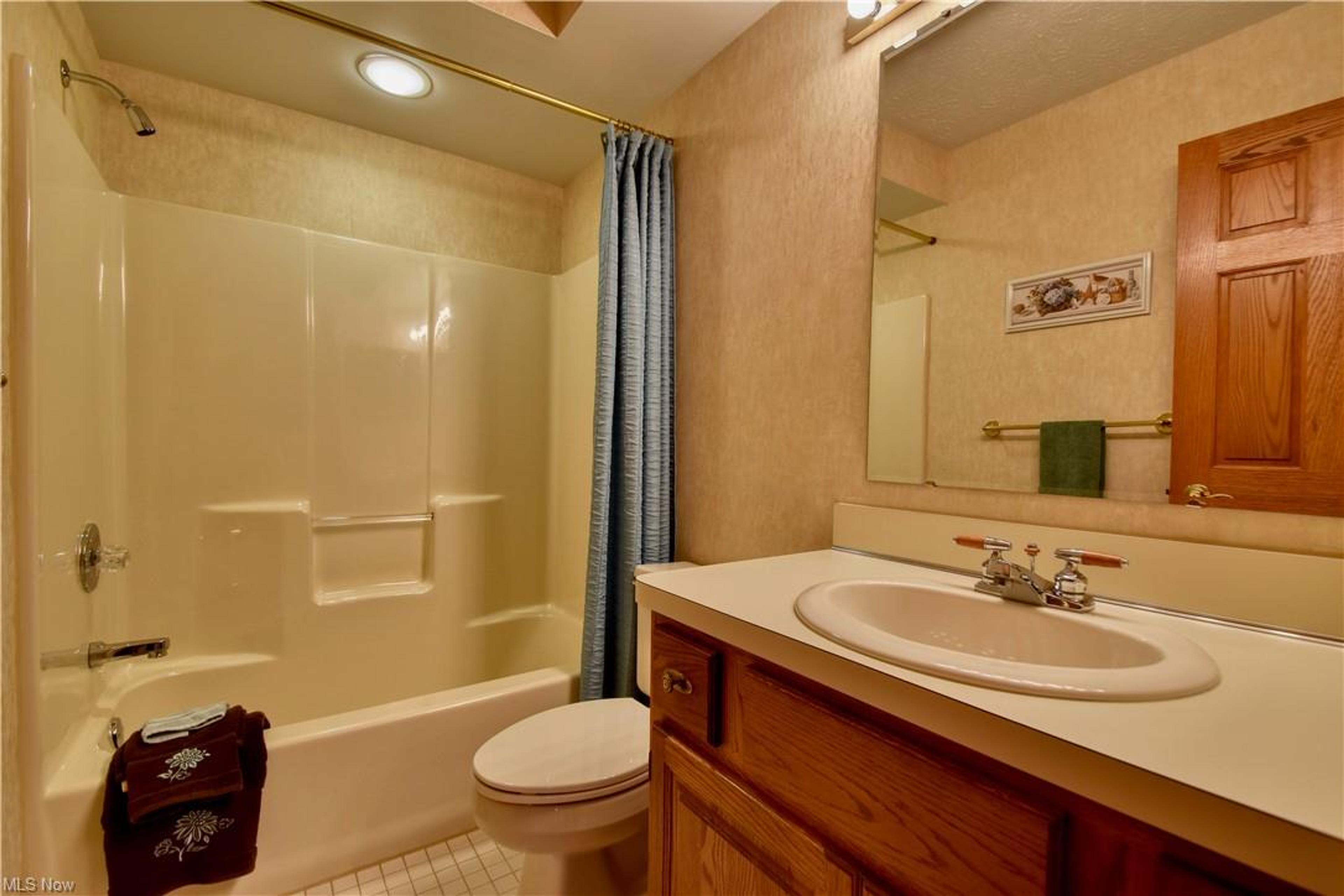 6764 Waterford Lane #U-6764, Mentor - photo 33