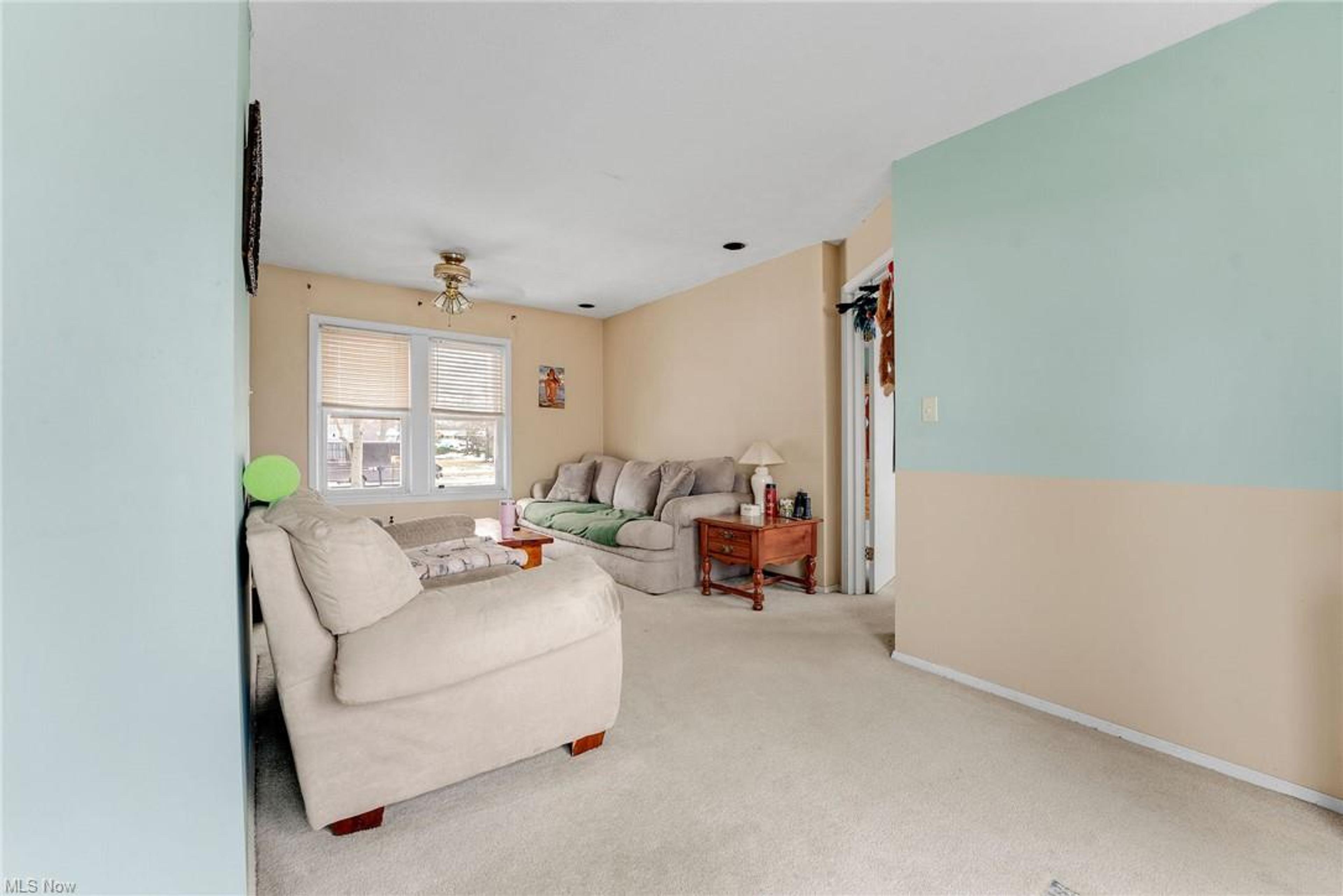 1 E Shore Boulevard, Timberlake - photo 16
