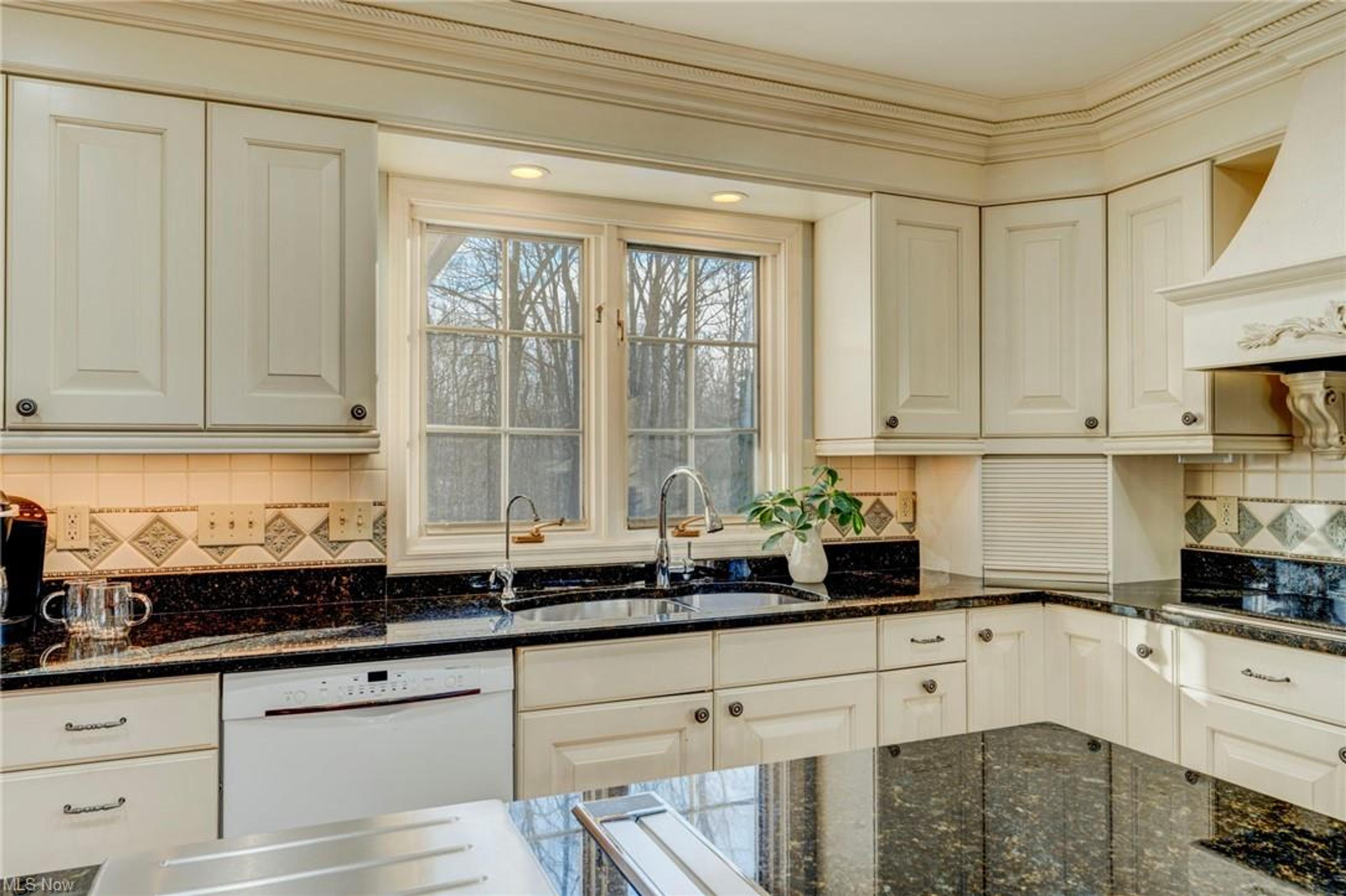 9240 Little Mountain Road, Kirtland Hills - photo 21