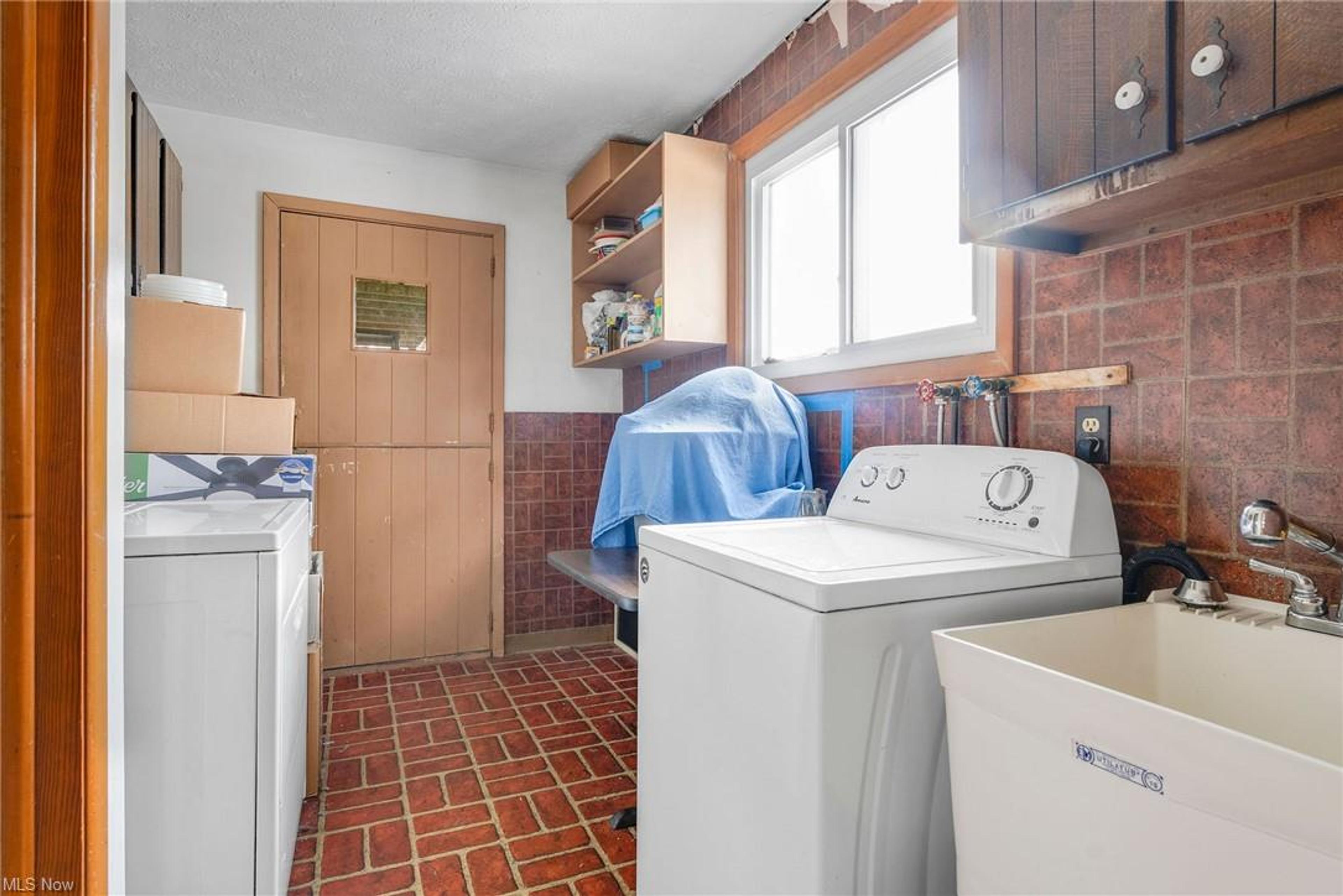 1 E Shore Boulevard, Timberlake - photo 23
