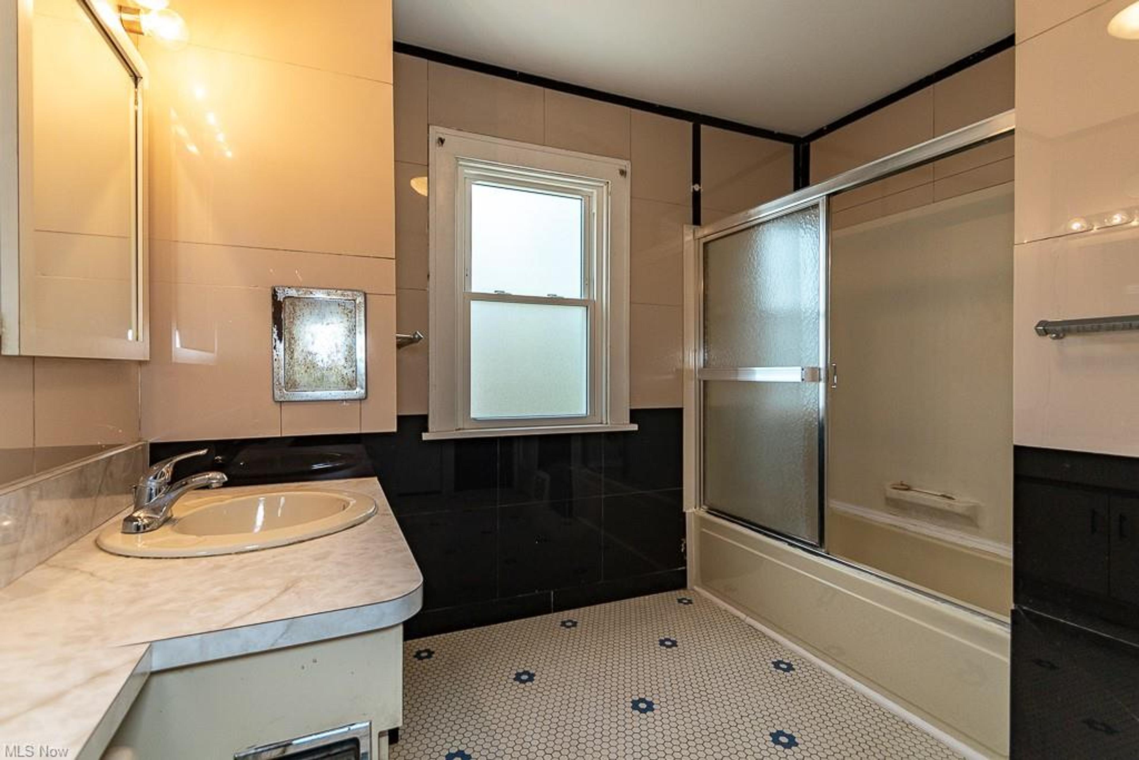 29396 Detroit Road, Westlake - photo 22