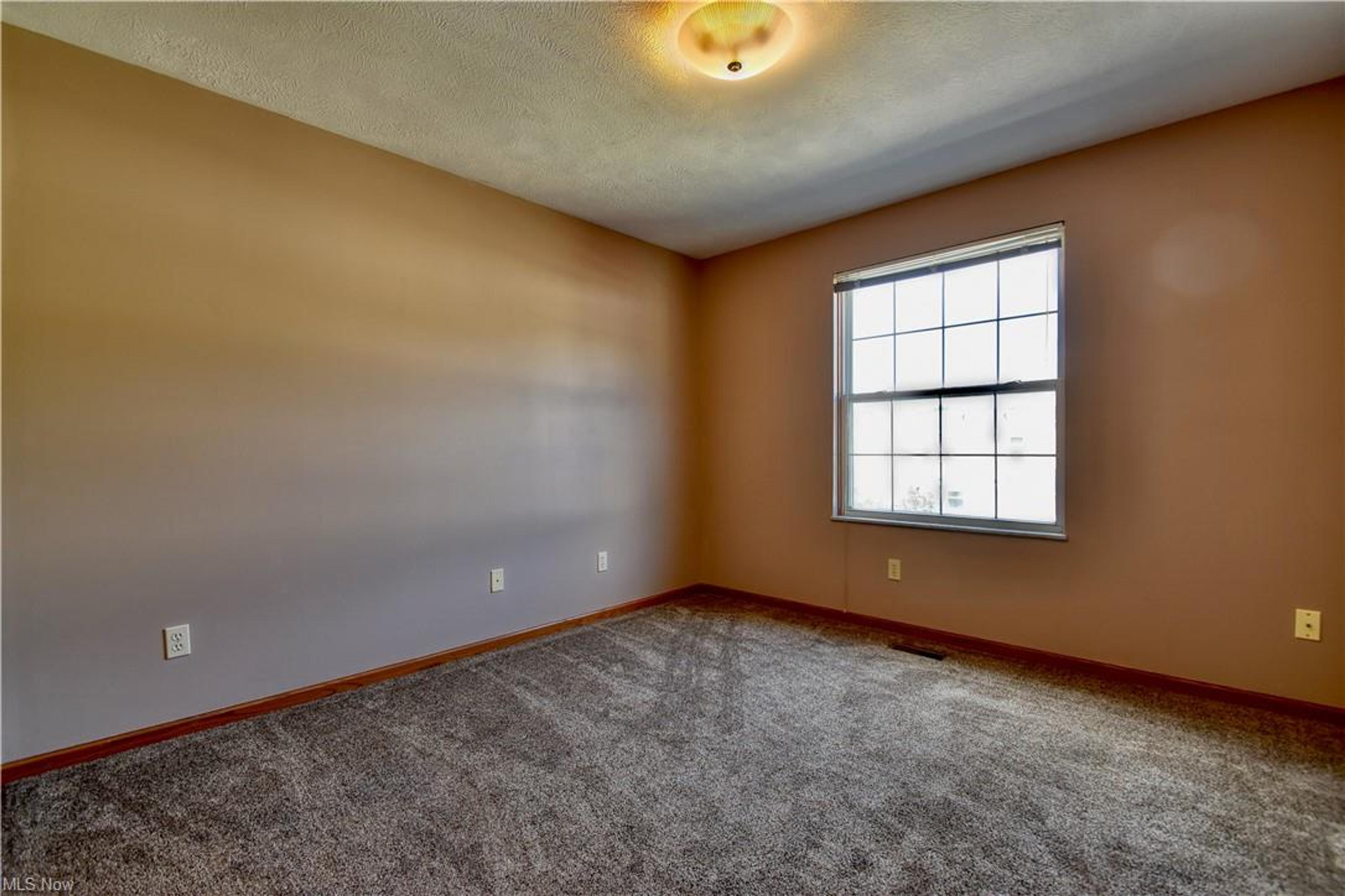 8255 Lancaster Drive #8, Mentor - photo 15