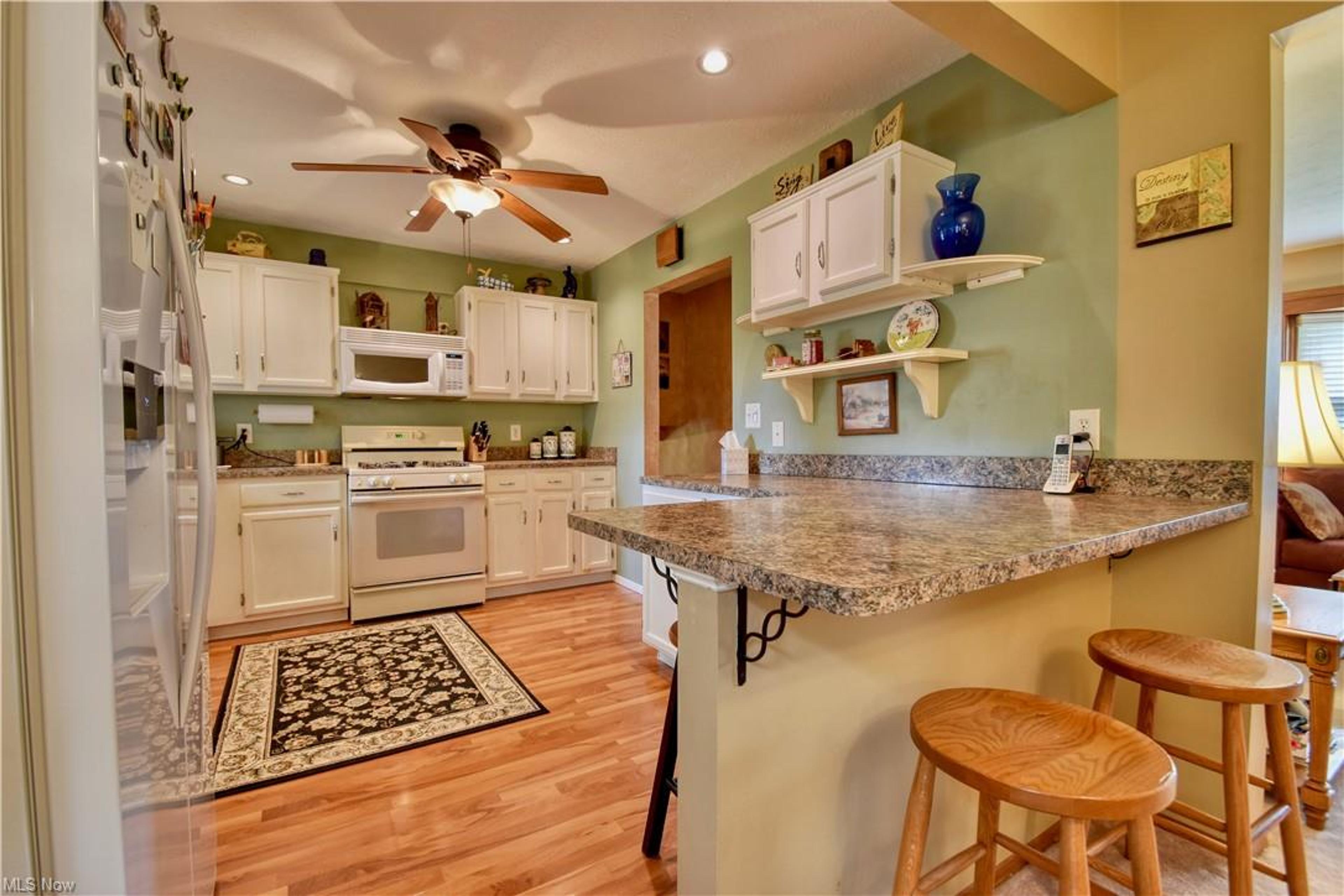 7294 Connie Drive, Mentor - photo 20