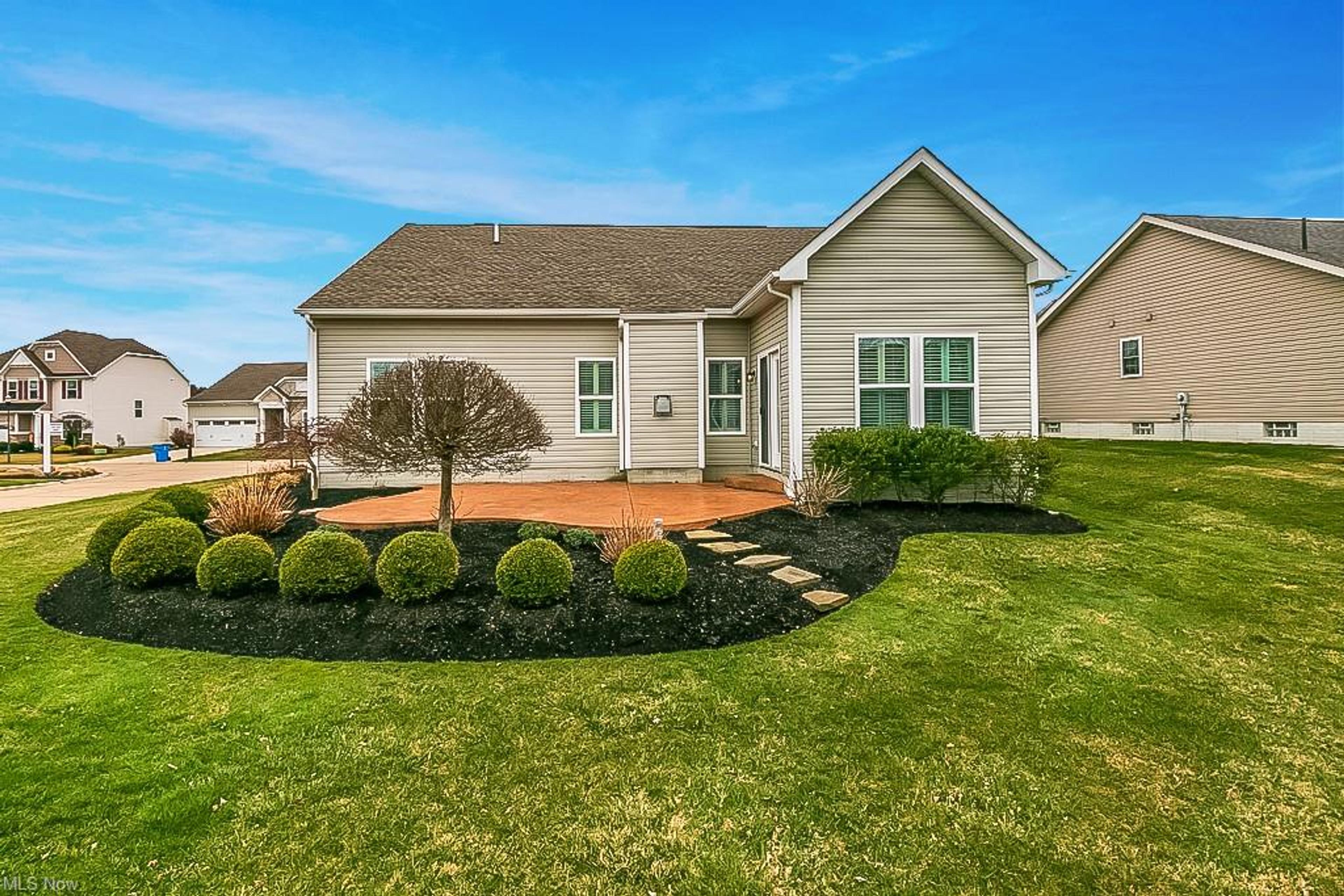 8693 Prairie Grass Lane, Mentor - photo 27