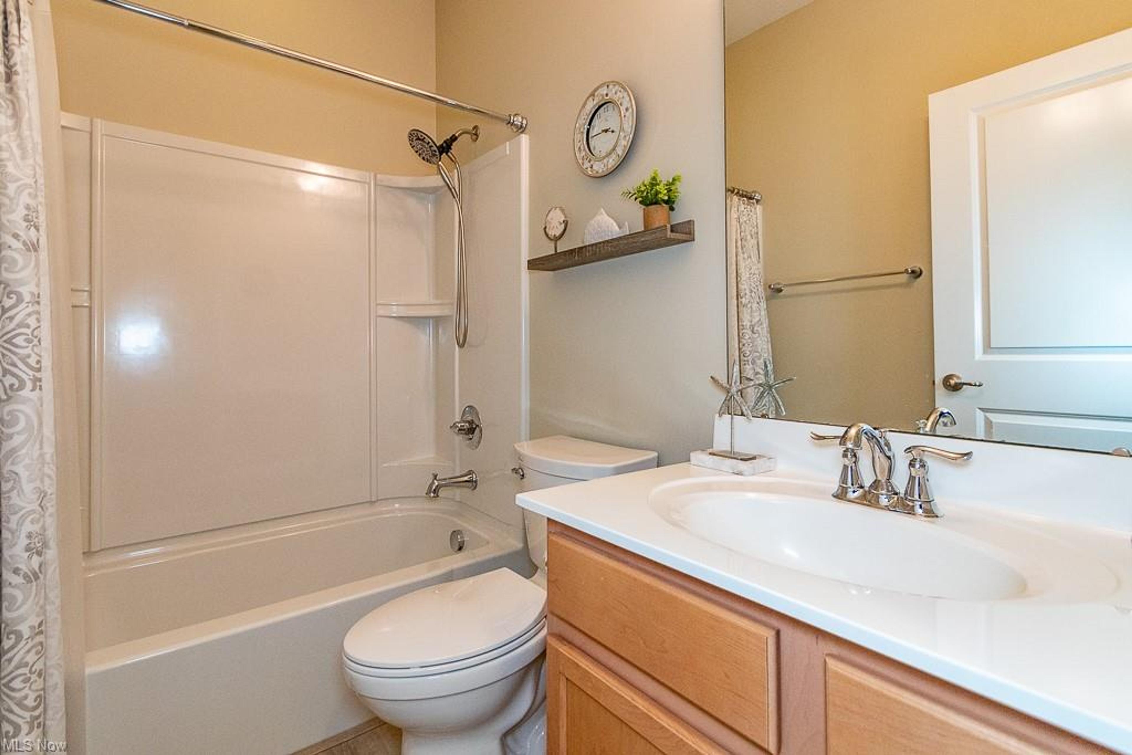 8693 Prairie Grass Lane, Mentor - photo 21