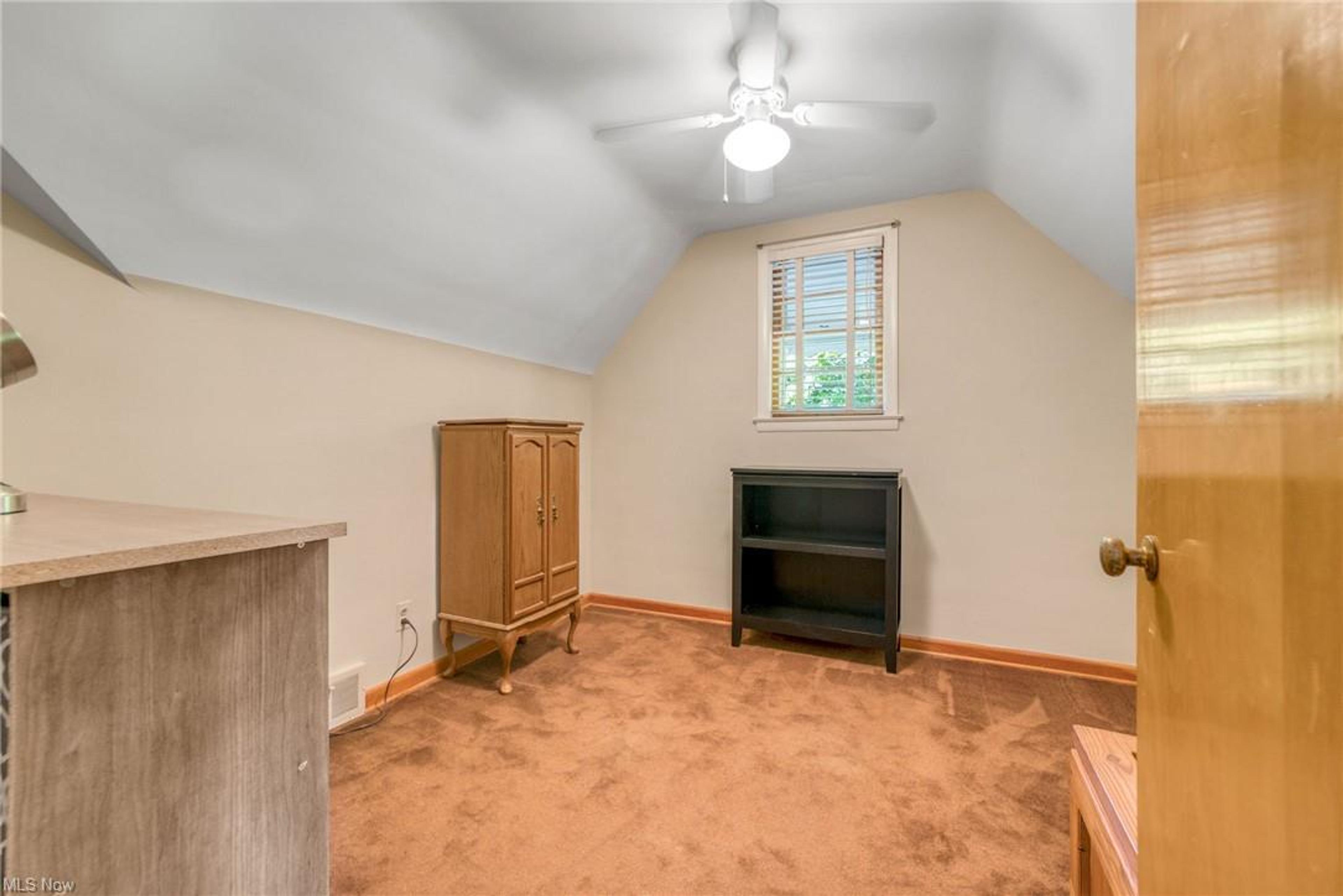 261 E 262nd Street, Euclid - photo 32
