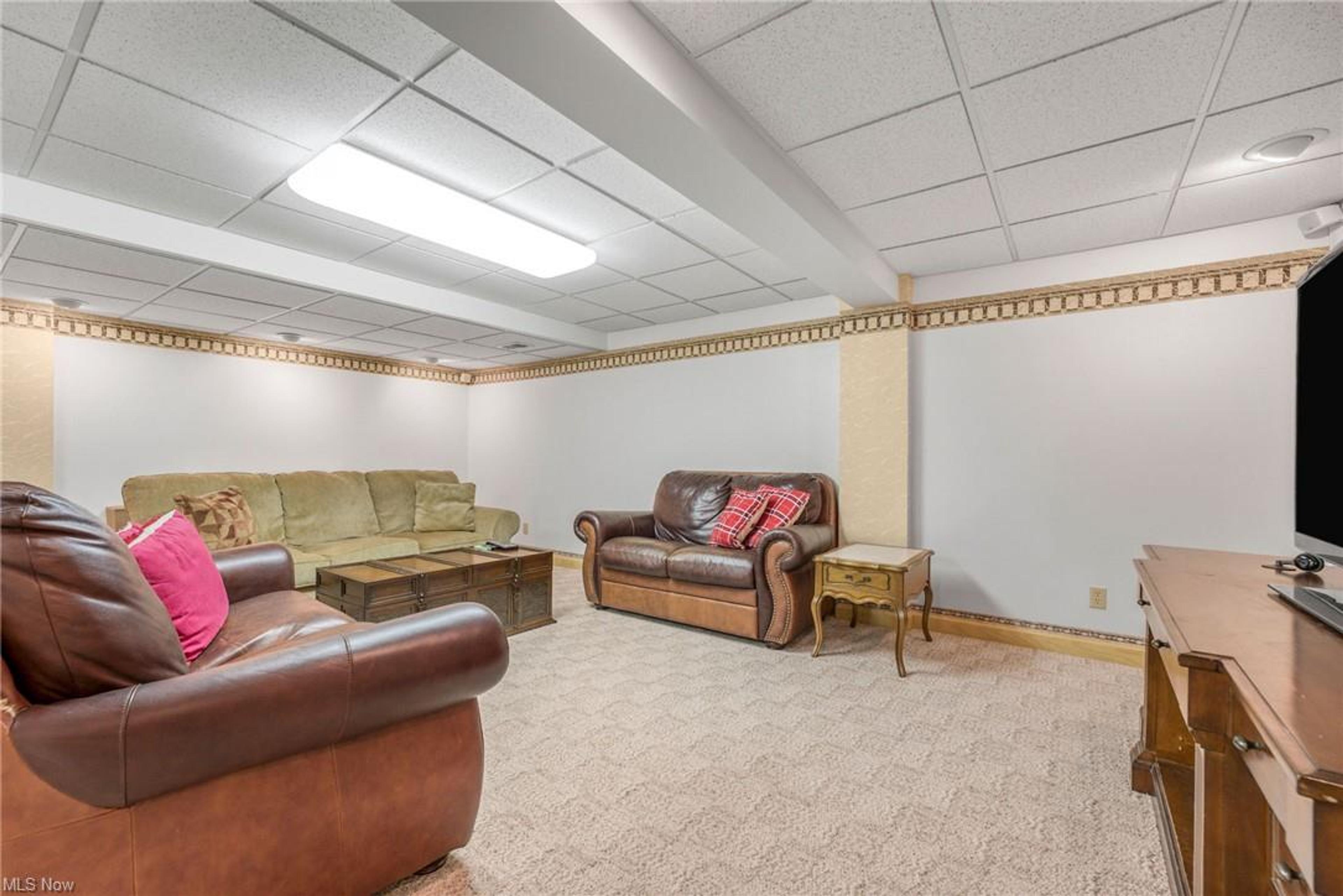 8432 Hilltop Drive, Mentor - photo 13