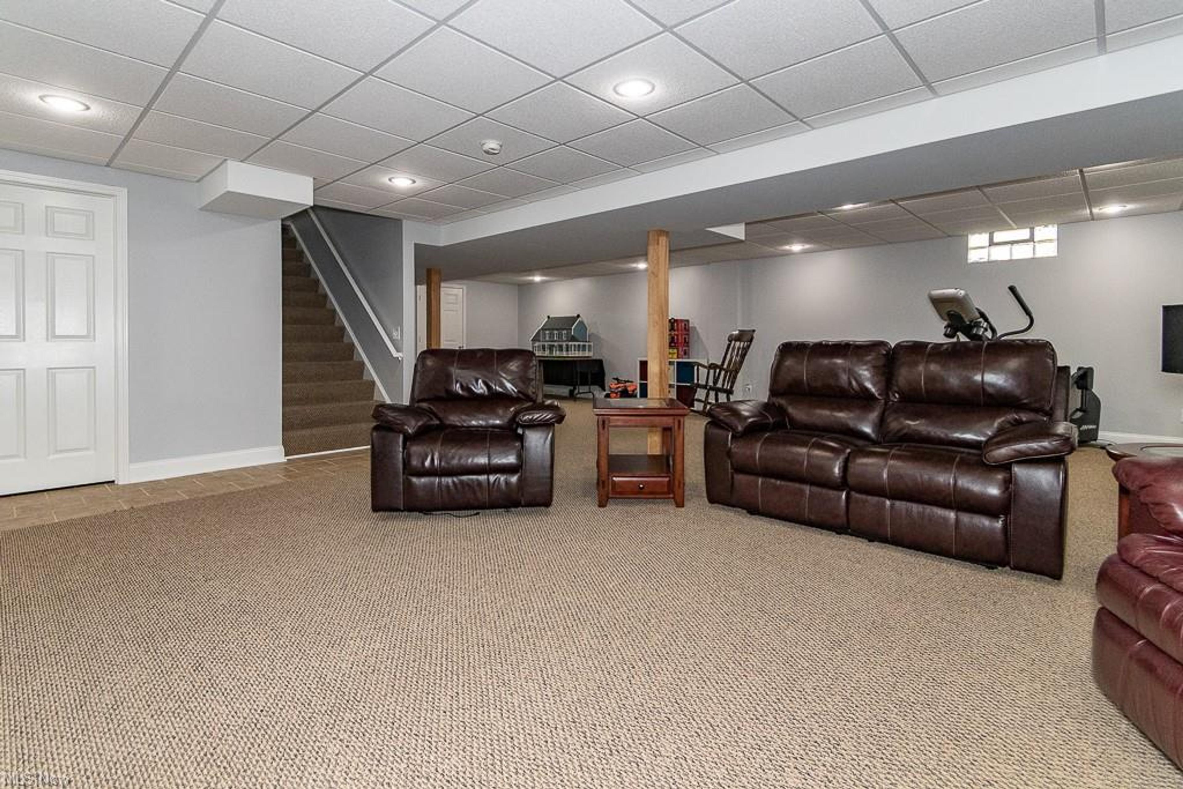6181 Tina Drive, Mentor - photo 27