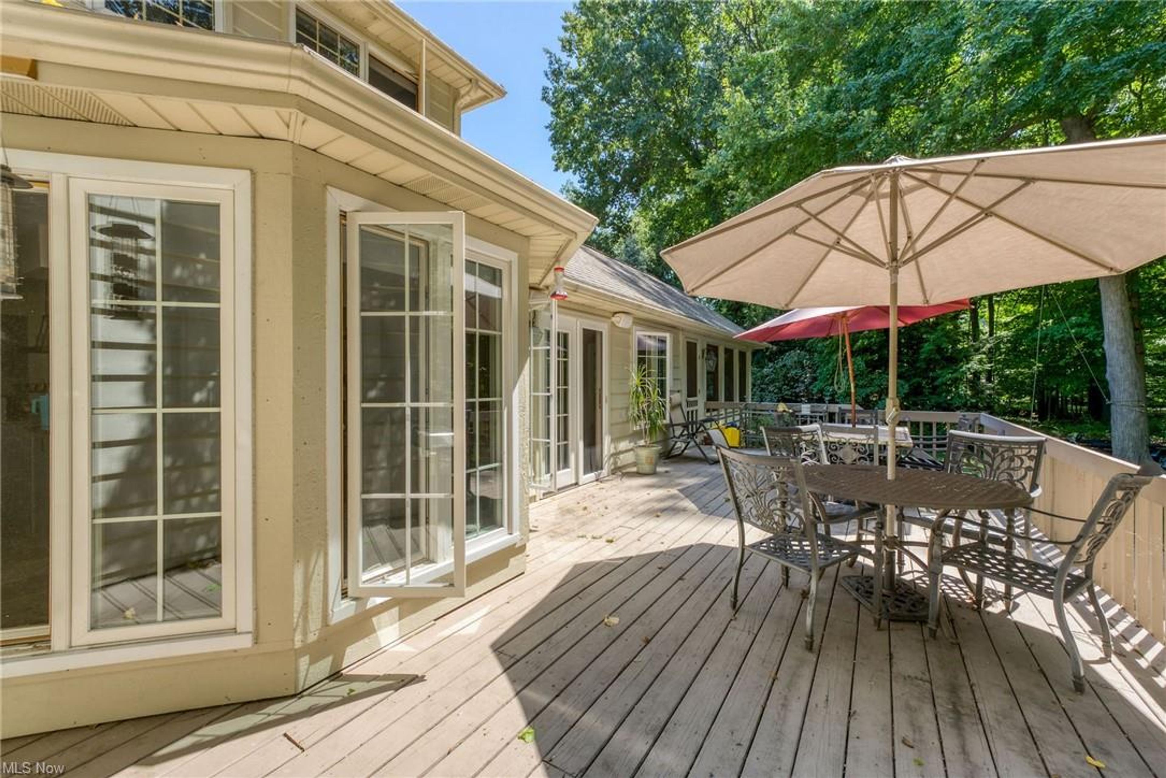 8432 Hilltop Drive, Mentor - photo 36