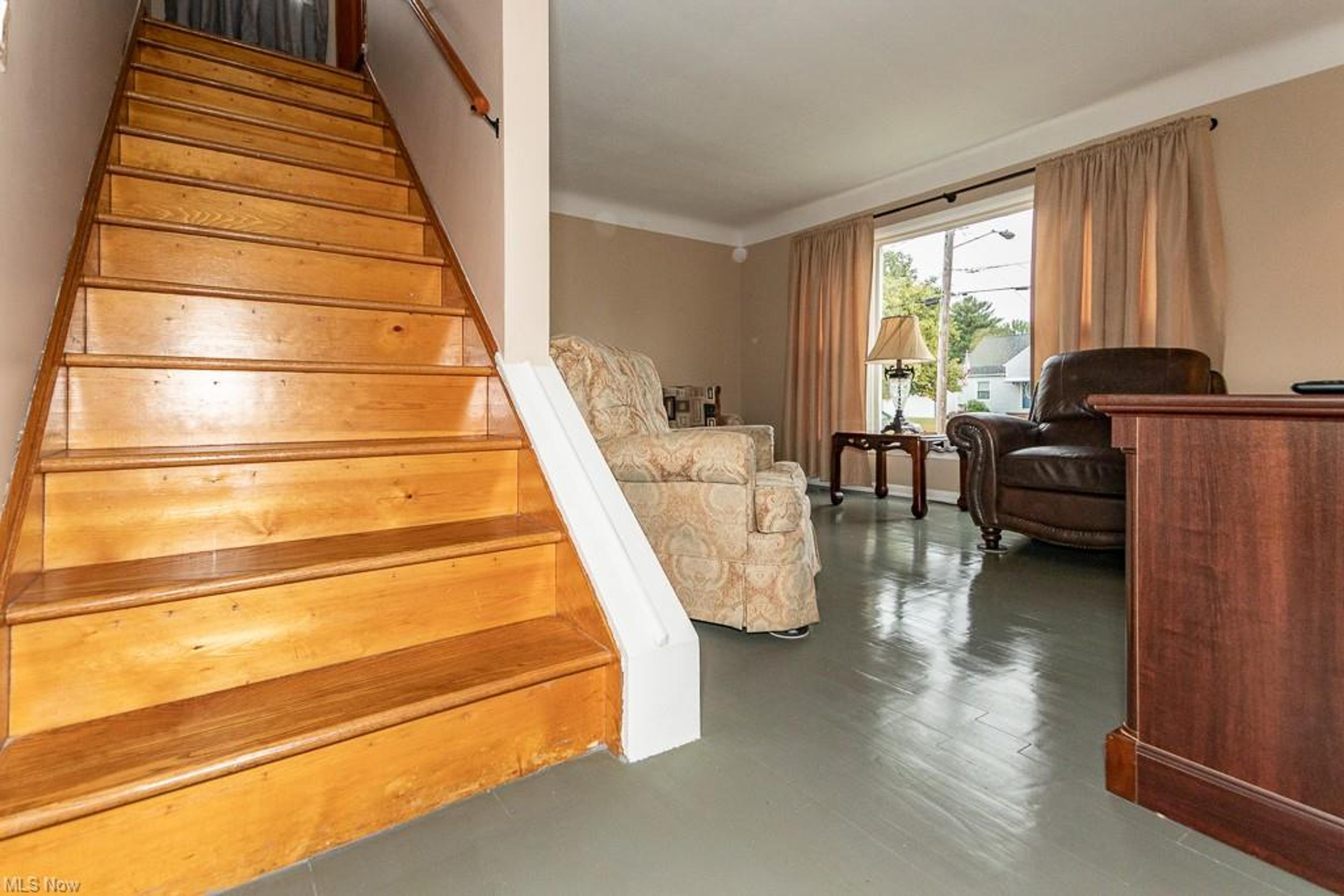 3828 E 365th Street, Willoughby - photo 29