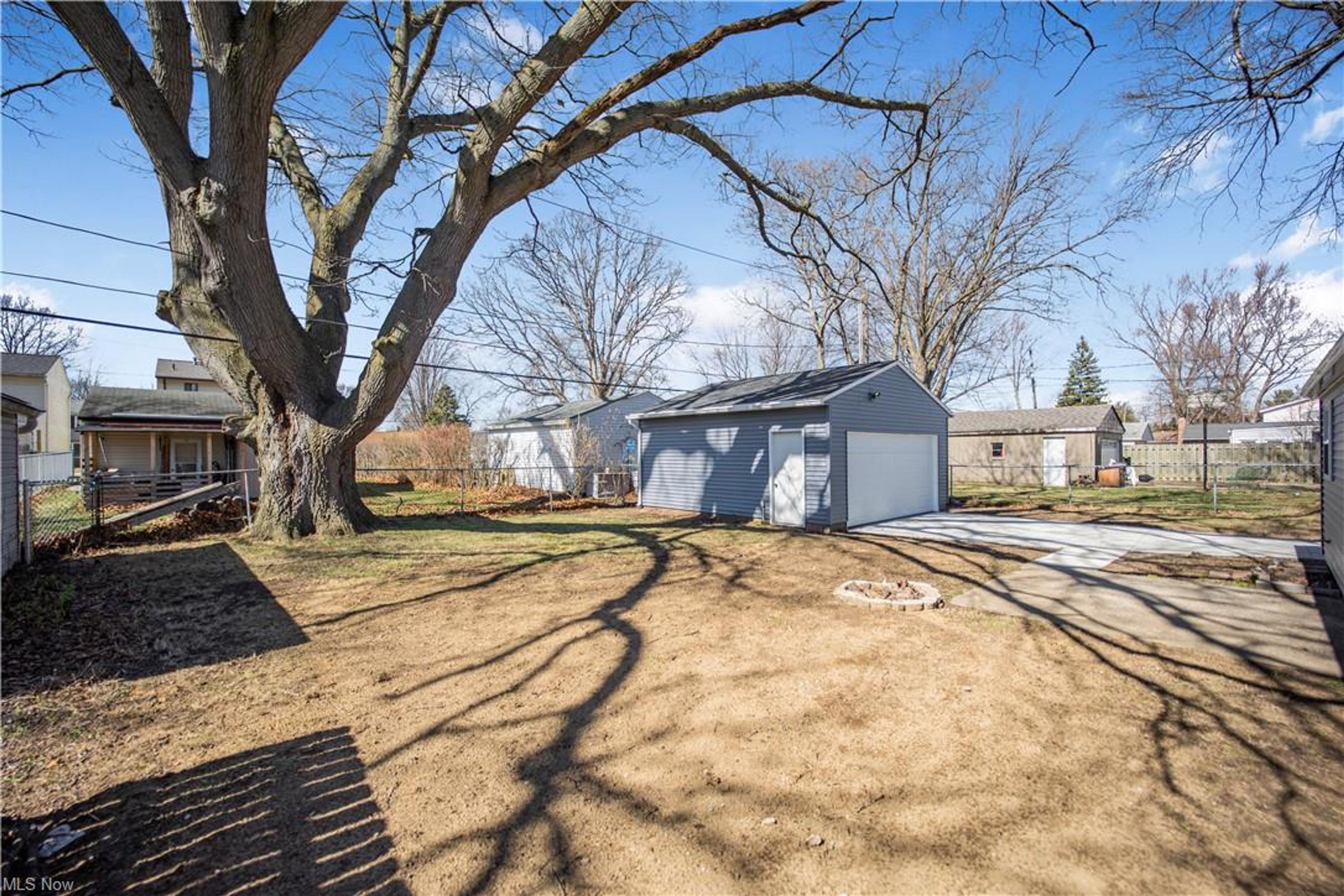 1008 Mohegan Trail, Willoughby - photo 22