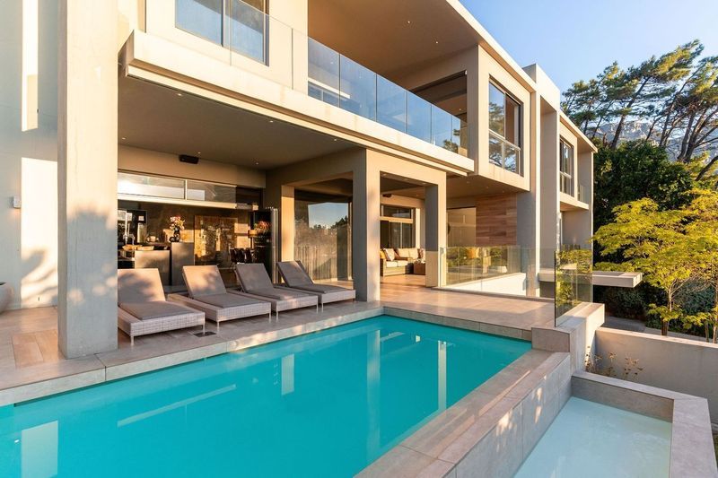 Saphire Villa