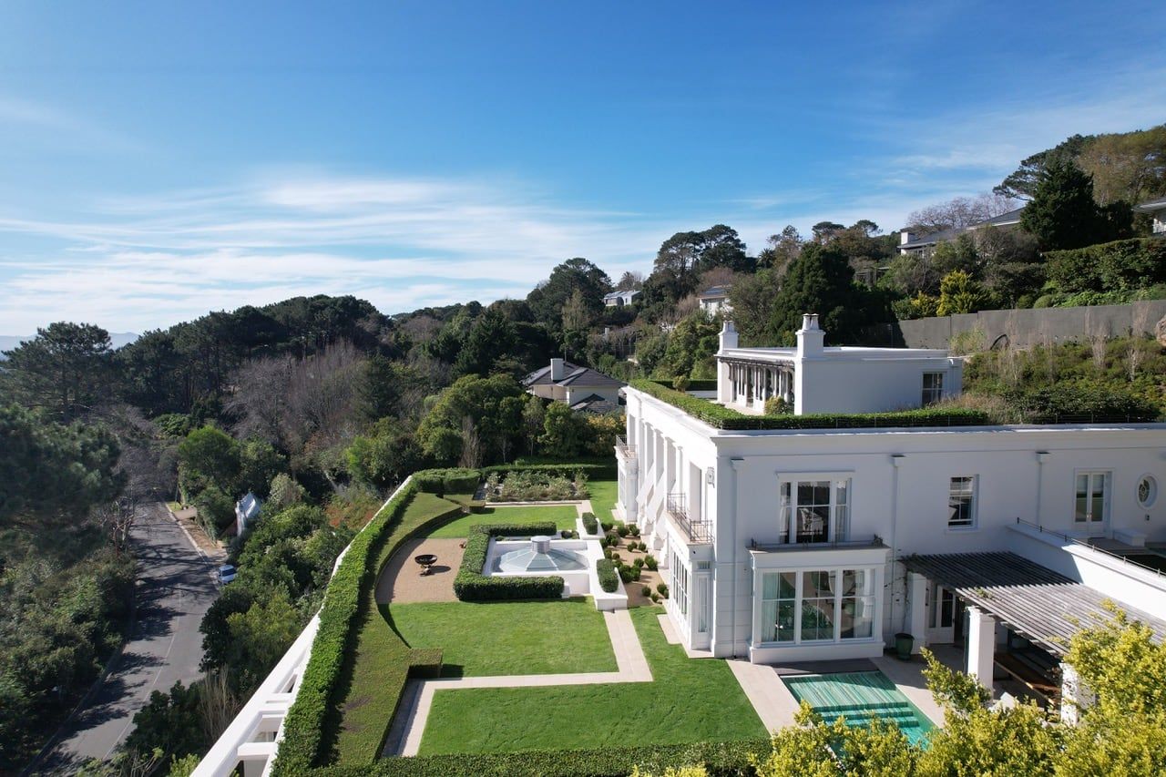 Calatrava House in Constantia, image 1