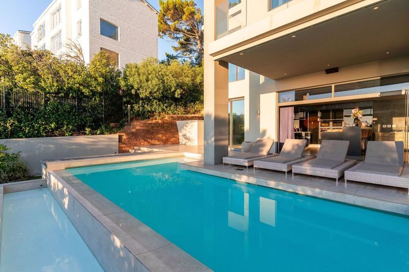 Saphire Villa — image 2
