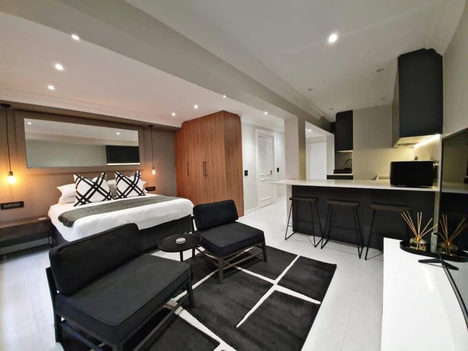 208 San Michelle in Clifton, image 4