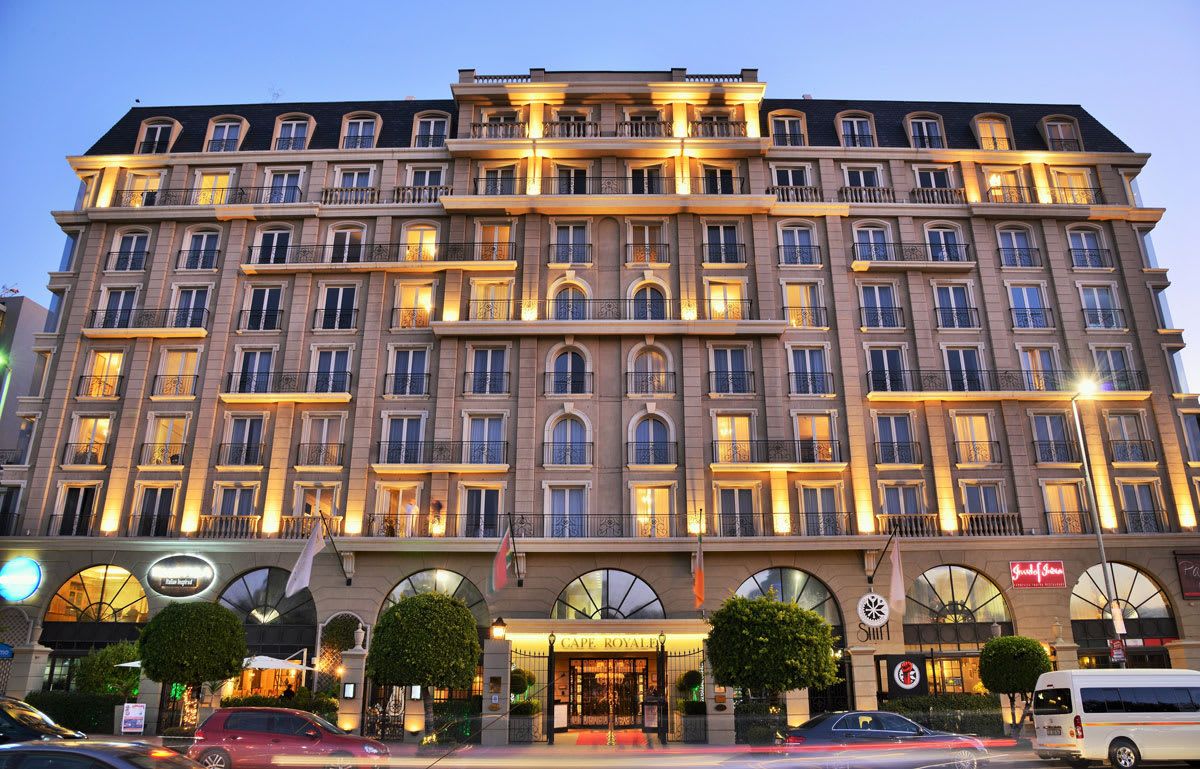 Royale 203 in Green Point, image 1