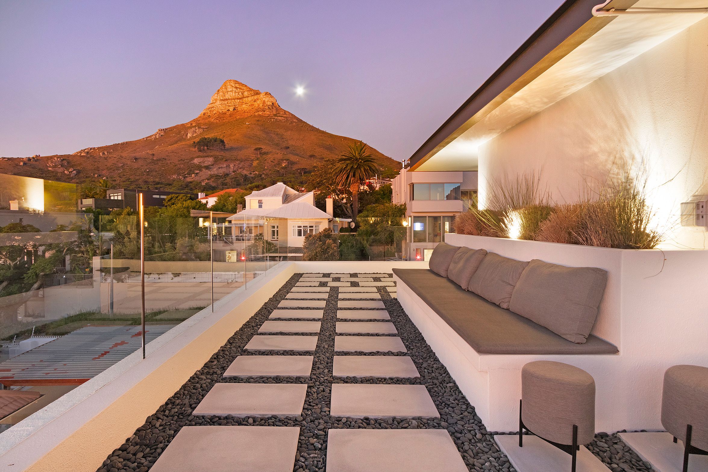 32 On Sedgemoor in Camps Bay, image 2
