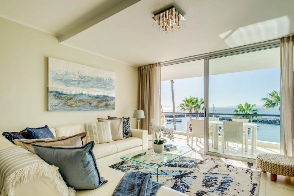 Aqua Views in Mouille Point, image 2