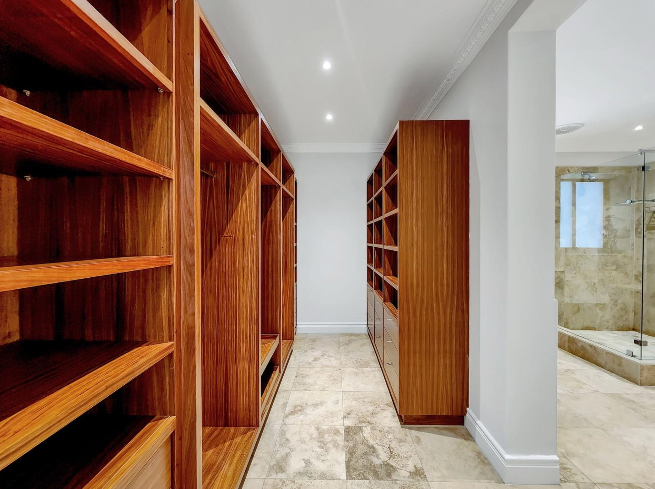 Villa St Louis — image 5