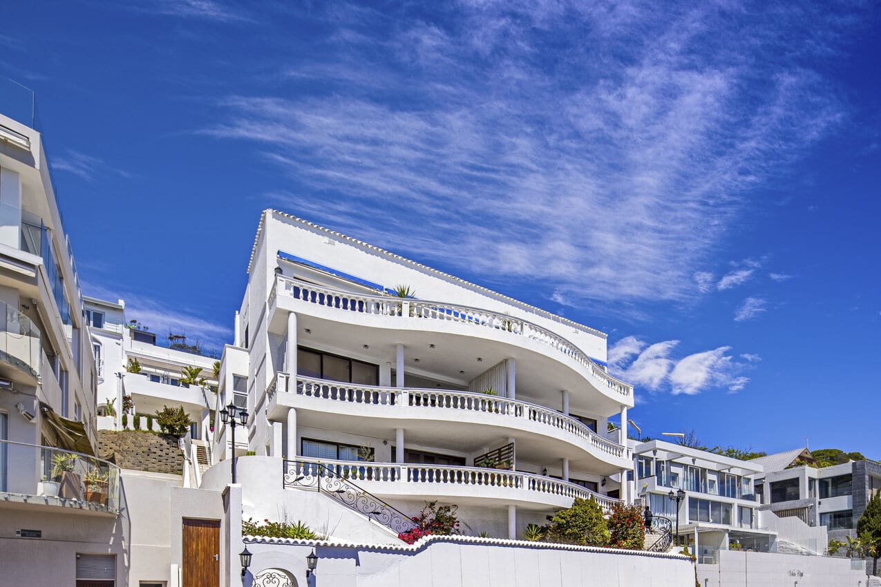 Clifton Magic — image 2