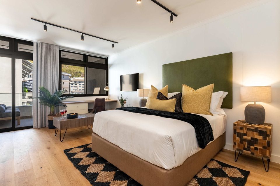 Jade Views Studio in Sea Point, image 2