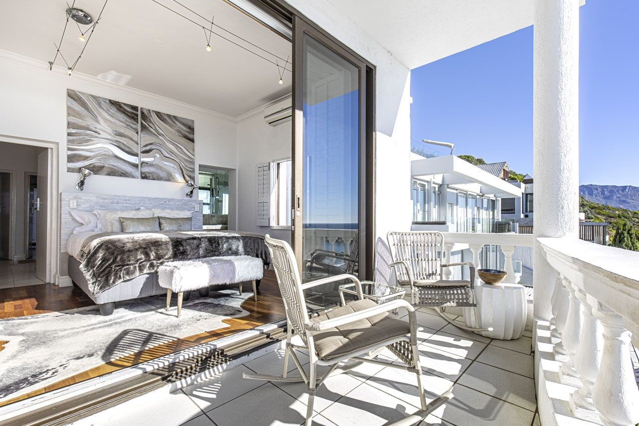 Clifton Magic — image 3