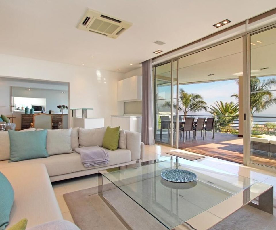 Angelica villa in Camps Bay, image 1