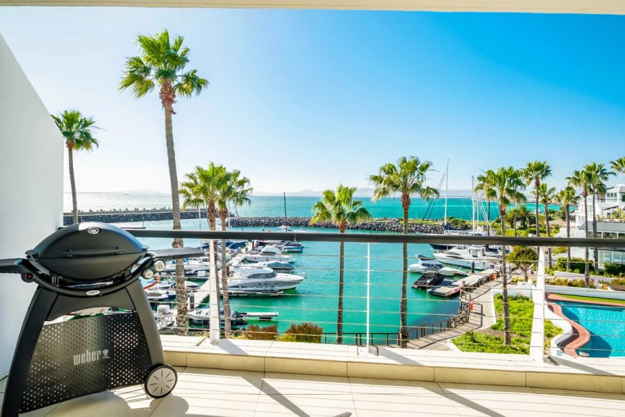 Aqua Views in Mouille Point, image 1