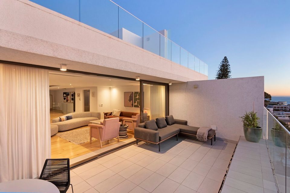 24 Geneva in Camps Bay, image 2