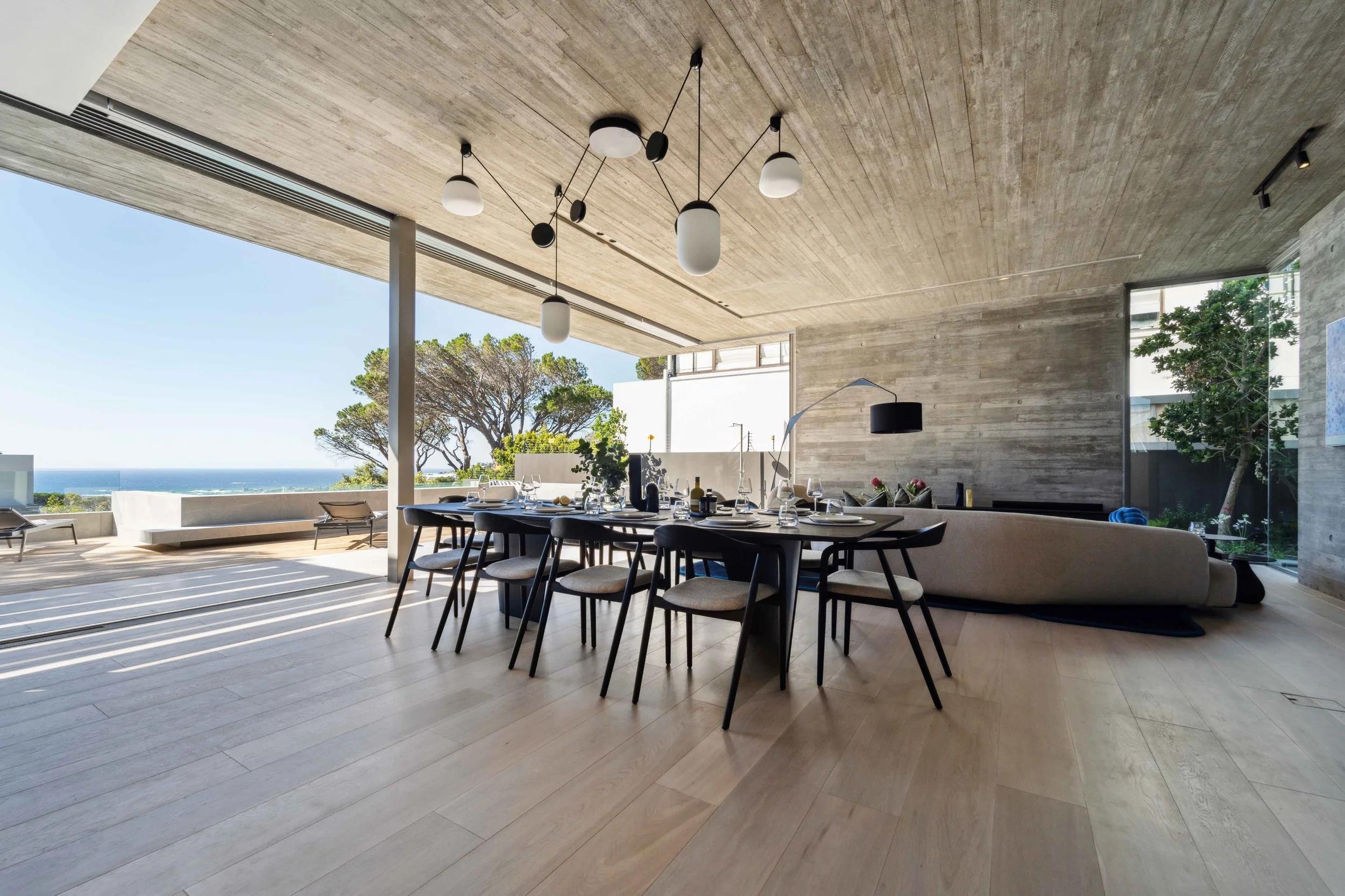 K20 Villa in Camps Bay, image 2