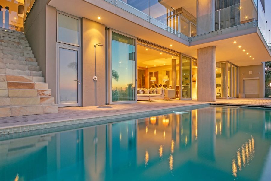 174 On Kloof in Bantry Bay, image 1