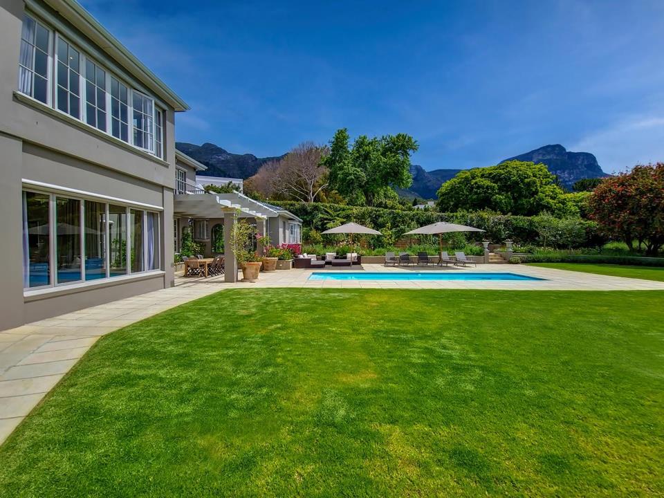 A Cape Town villa setting