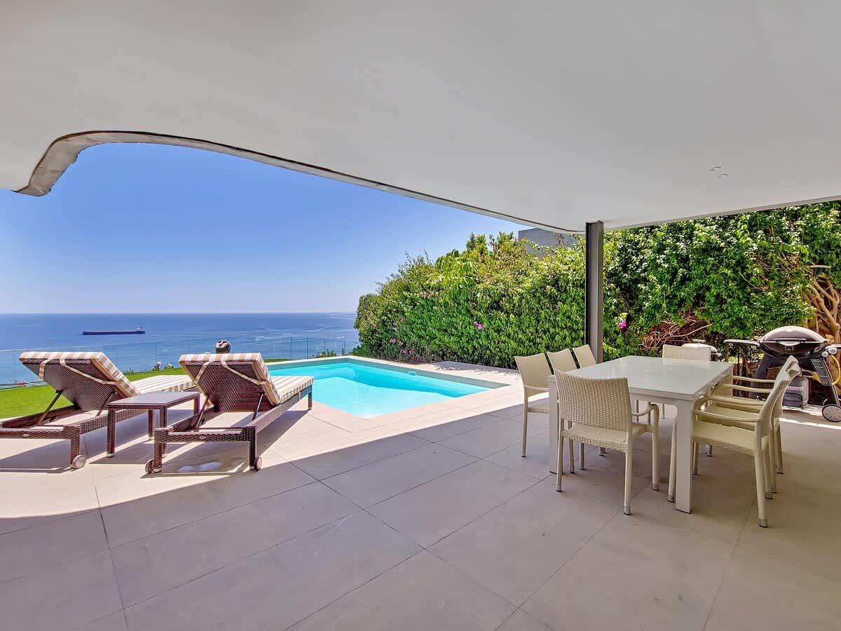 Ocean View Villa in Bantry Bay, image 3