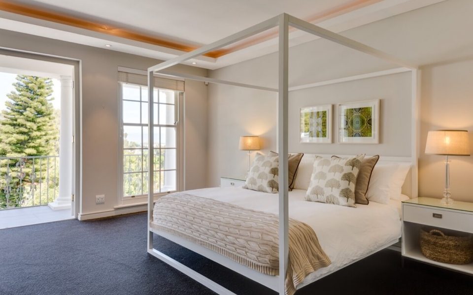 Canopy bedroom