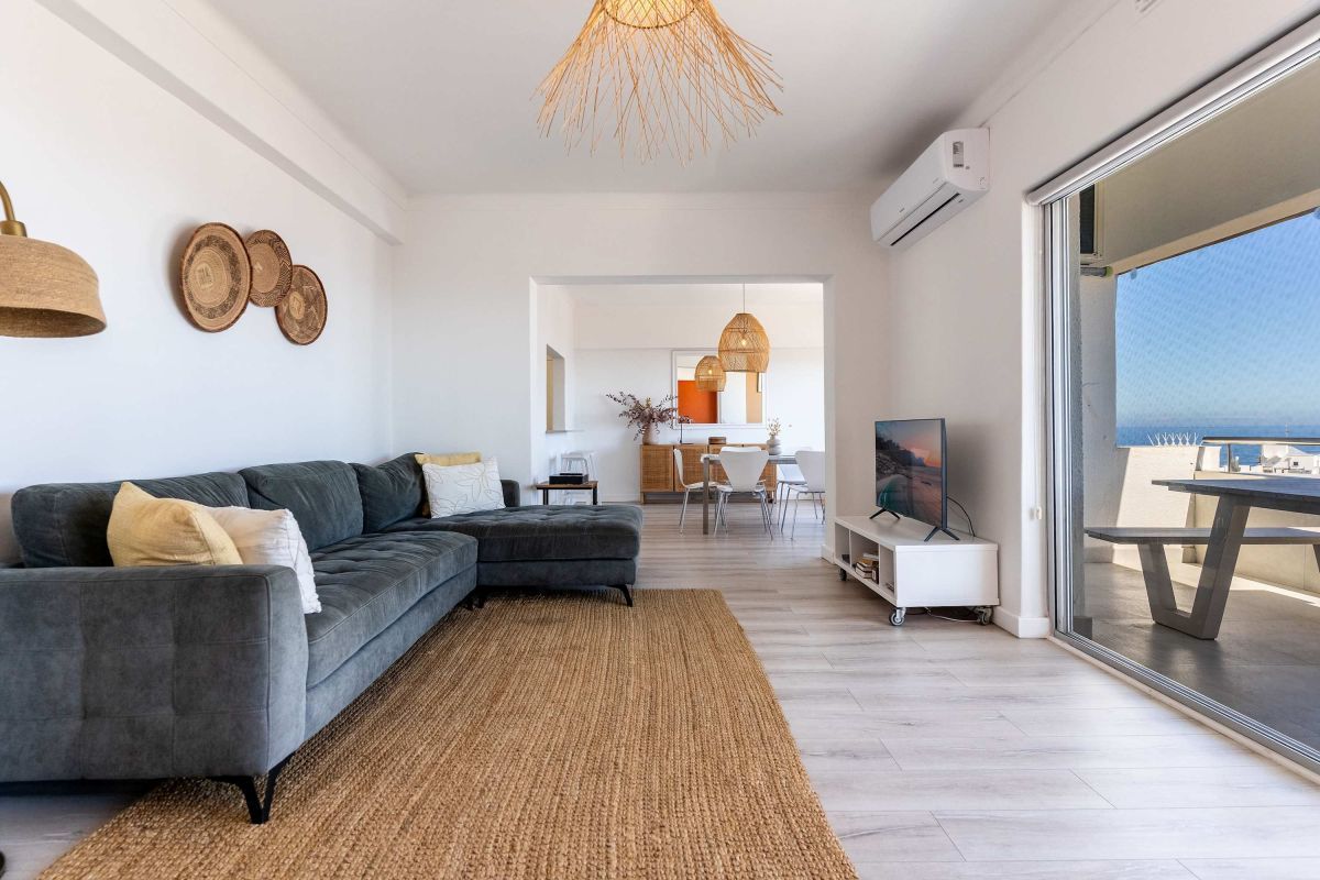 Bantry Bay Pearl in Bantry Bay, image 4