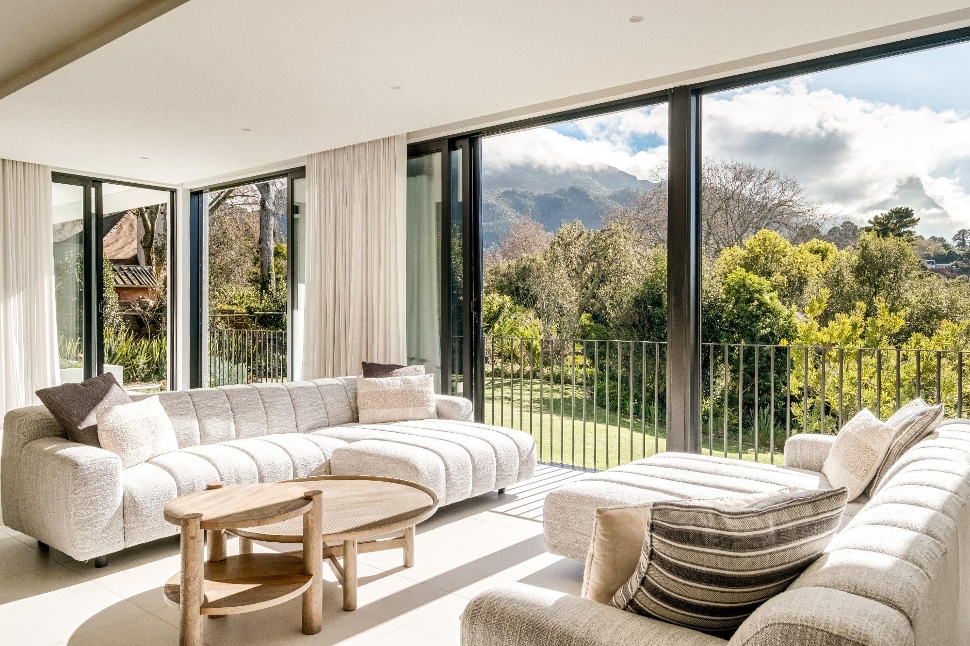 Mountain-facing lounge at Solomora