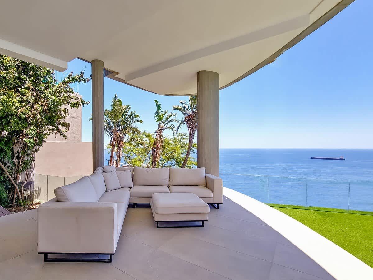 Ocean View Villa in Bantry Bay, image 4