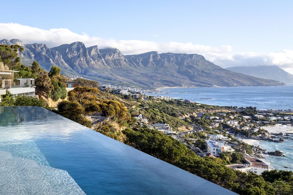 Kloof House — image 2