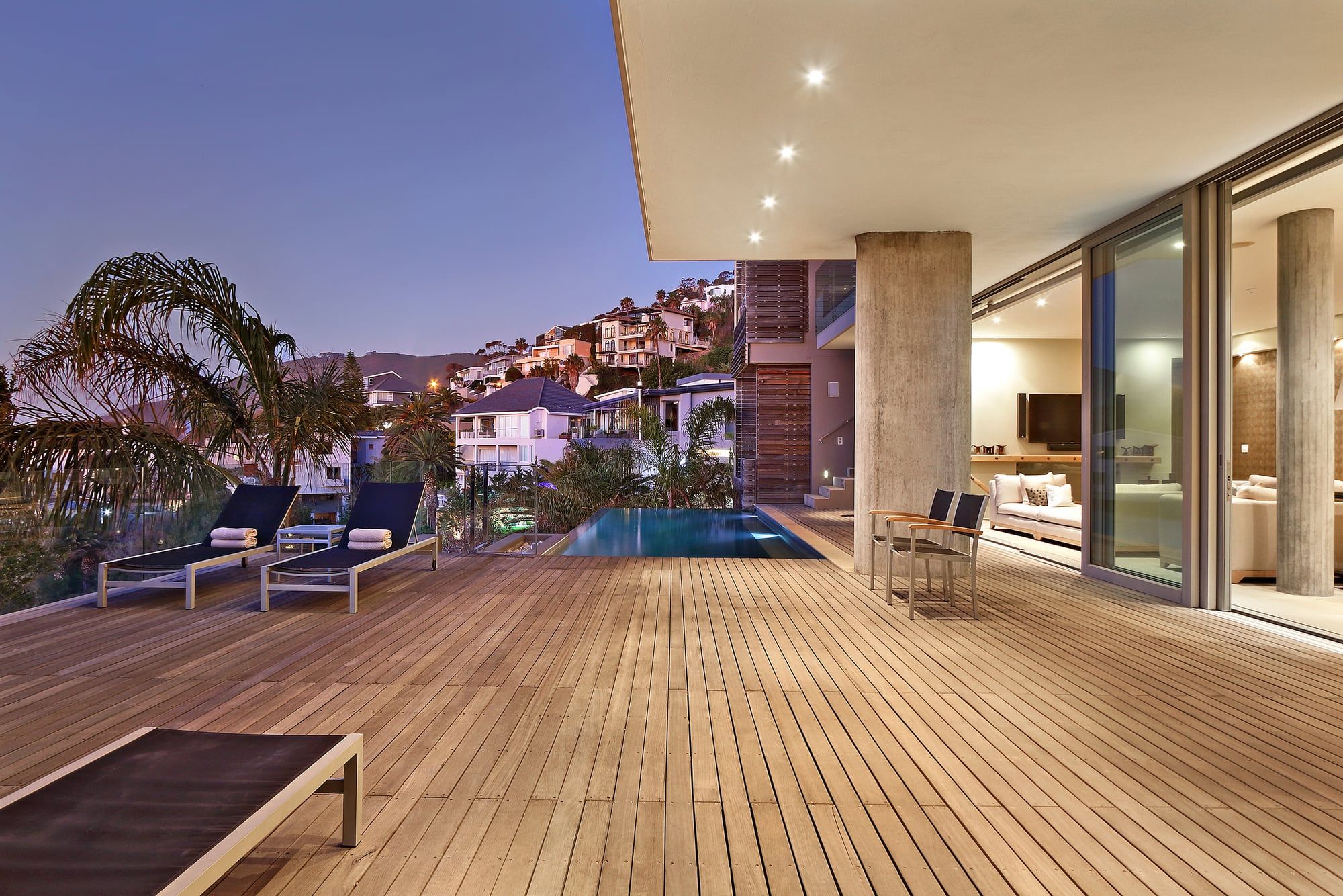 174 On Kloof in Bantry Bay, image 2