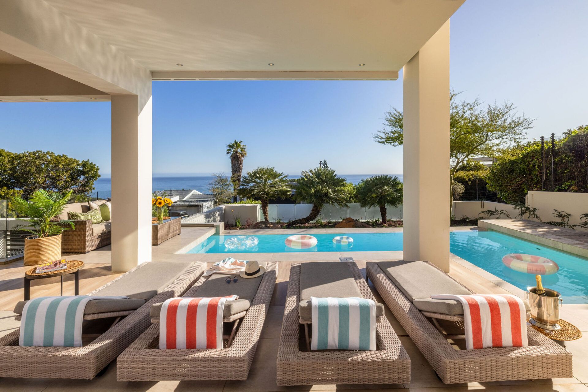 Villa Midnight Bloom in Camps Bay, image 2