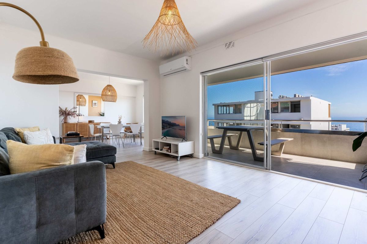 Bantry Bay Pearl in Bantry Bay, image 3