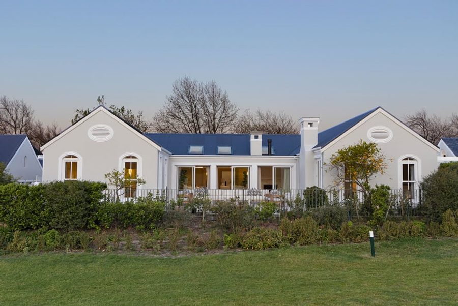 25 Spurwing in Constantia, image 1