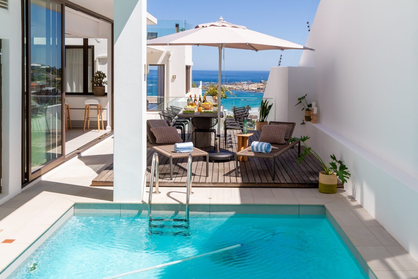 24 Geneva in Camps Bay, image 4