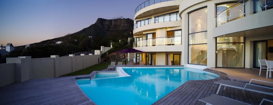 Sunset Mansion in Llandudno, image 1
