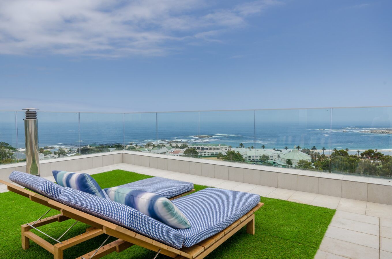 24 Geneva Villa A in Camps Bay, image 3