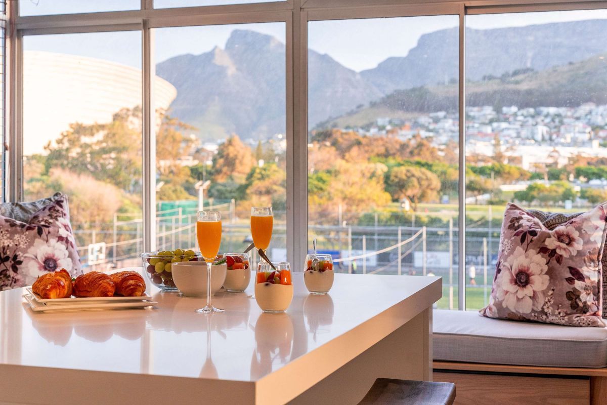 Emerald Horizon in Mouille Point, image 2